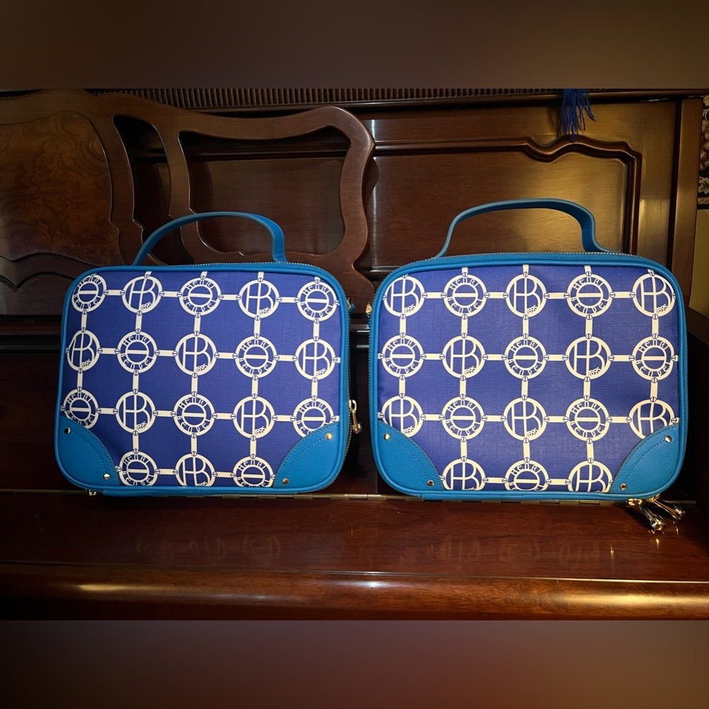 Henri Bendel Monogram IPad bag!